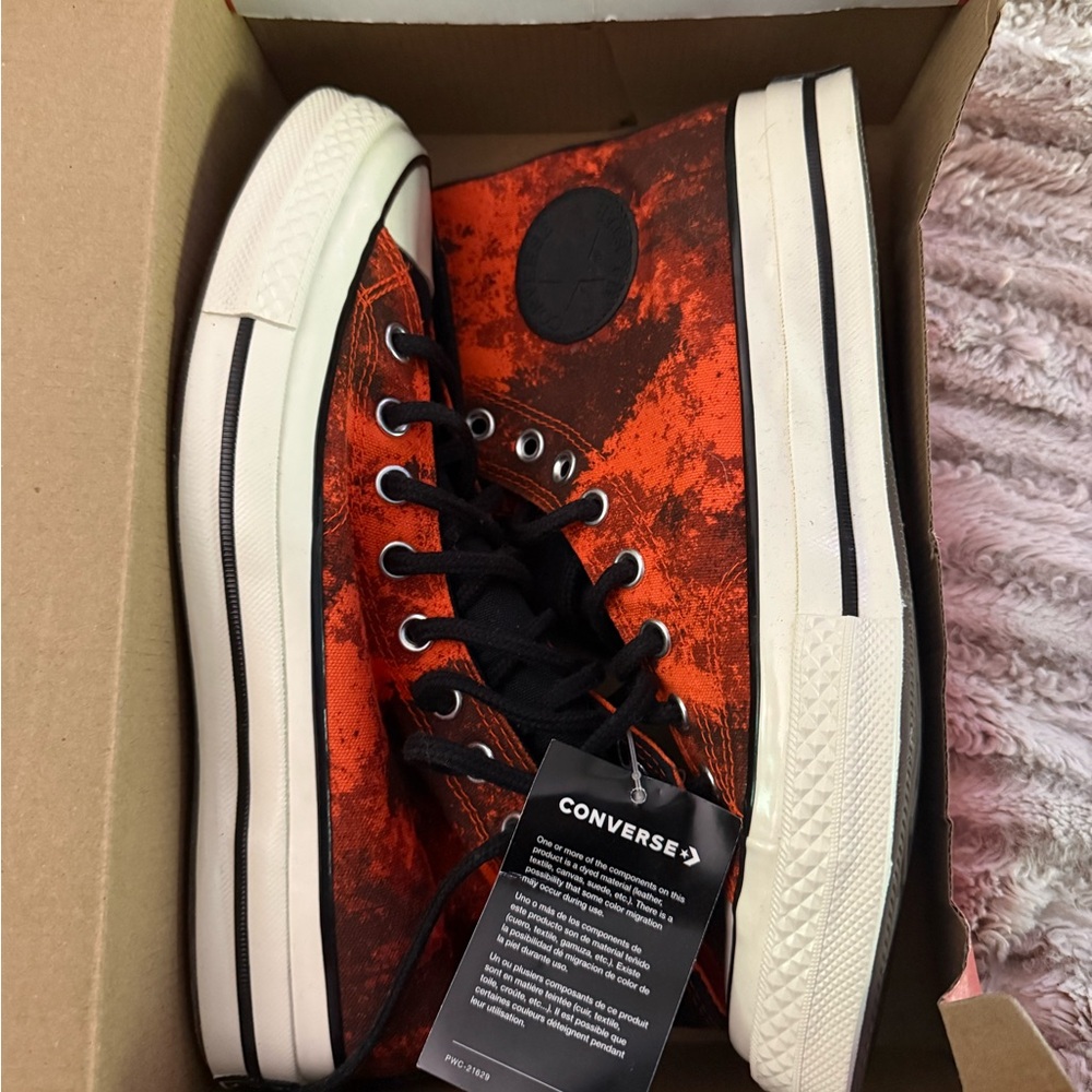 Converse High-Tops in Lava Orange